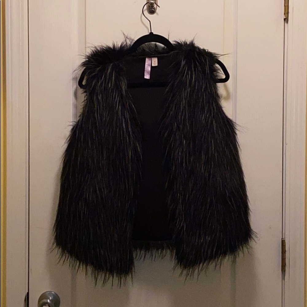 Faux fur vest